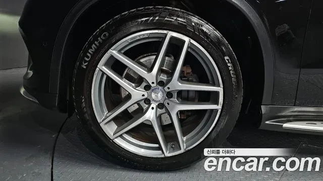 Mercedes-Benz GLC 350, снимка 11 - Автомобили и джипове - 53965363