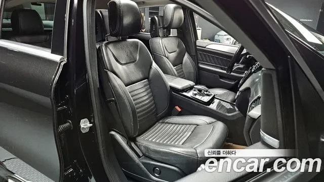 Mercedes-Benz GLC 350, снимка 7 - Автомобили и джипове - 53965363