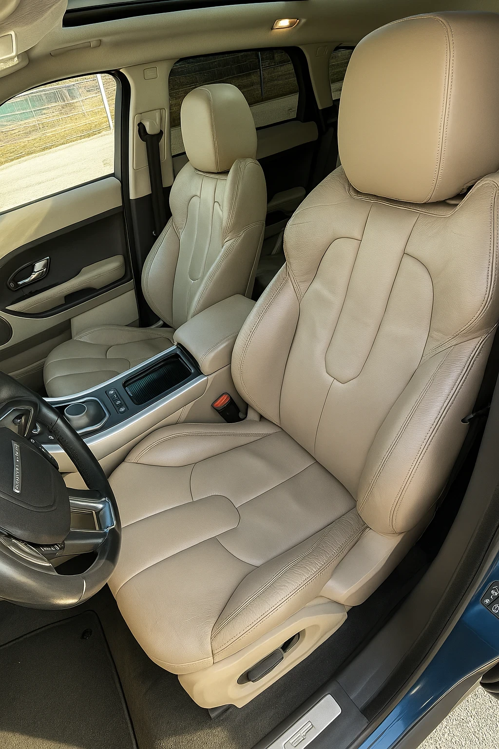 Land Rover Evoque 2.0 240 к.с. 4х4  * Налична сервизна,  - изображение 8