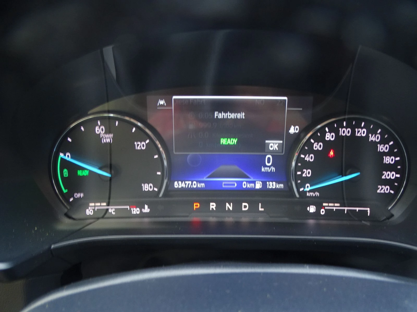 Ford Kuga 2.5/PHEV/224HP/TITANIUM/LANE-ASSIST/NAVI/LED/201f | Mobile.bg   11