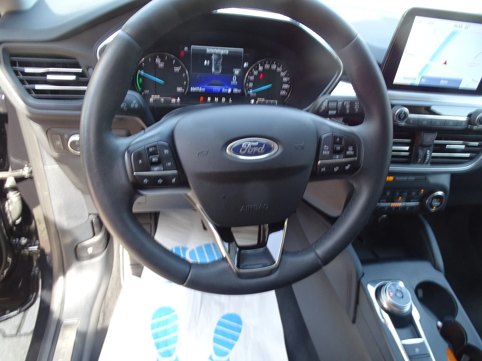 Ford Kuga 2.5/PHEV/224HP/TITANIUM/LANE-ASSIST/NAVI/LED/201f - изображение 10