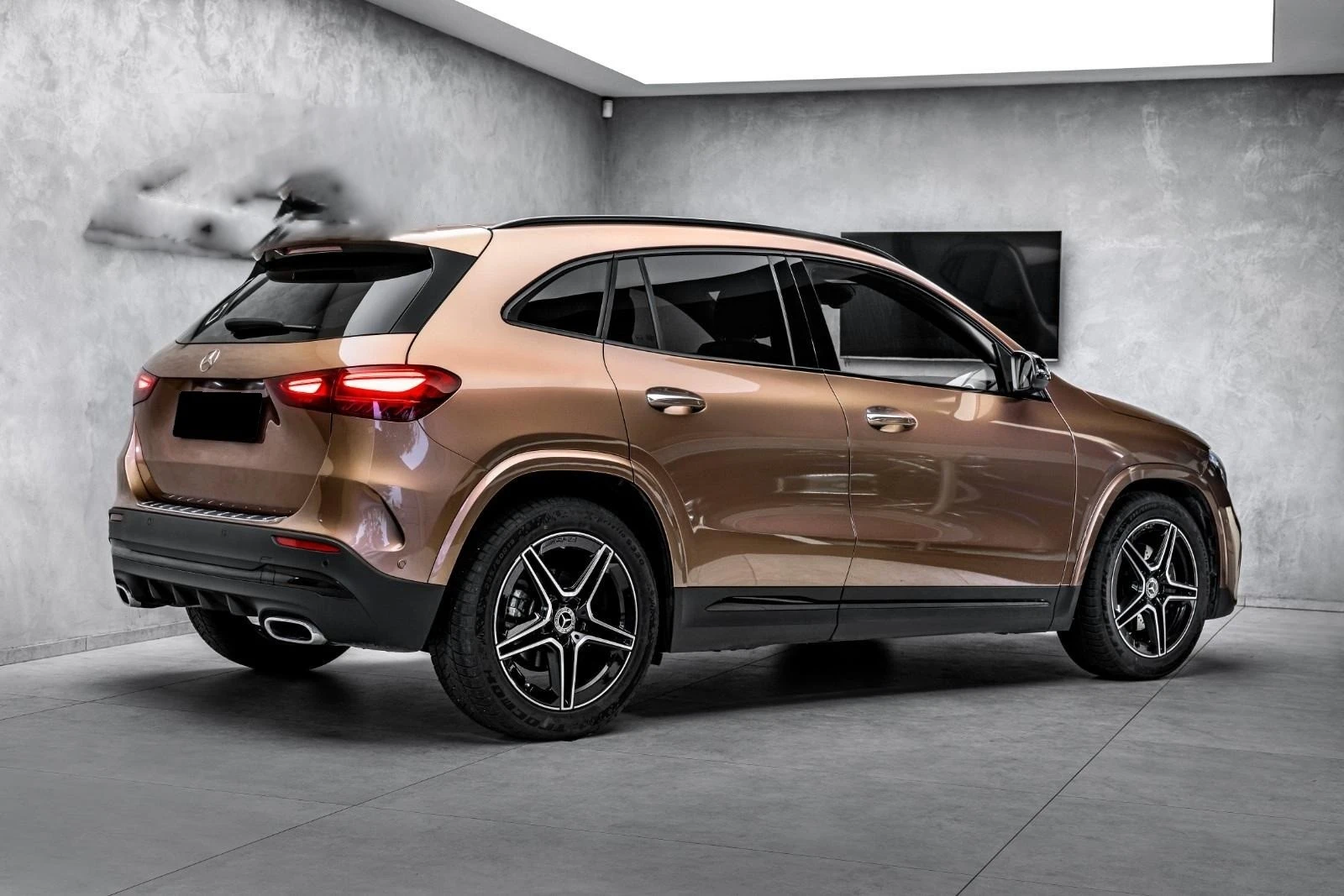 Mercedes-Benz GLA 200 d* 4M* AMG* LED* KEYLESS* CARPLAY*  - изображение 4