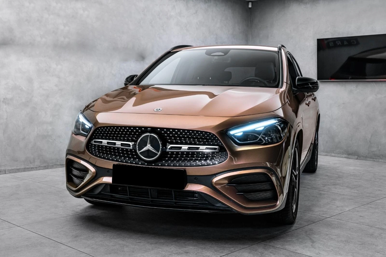 Mercedes-Benz GLA 200 d* 4M* AMG* LED* KEYLESS* CARPLAY*  - изображение 2
