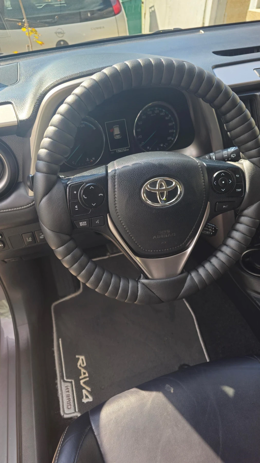 Toyota Rav4  - изображение 8