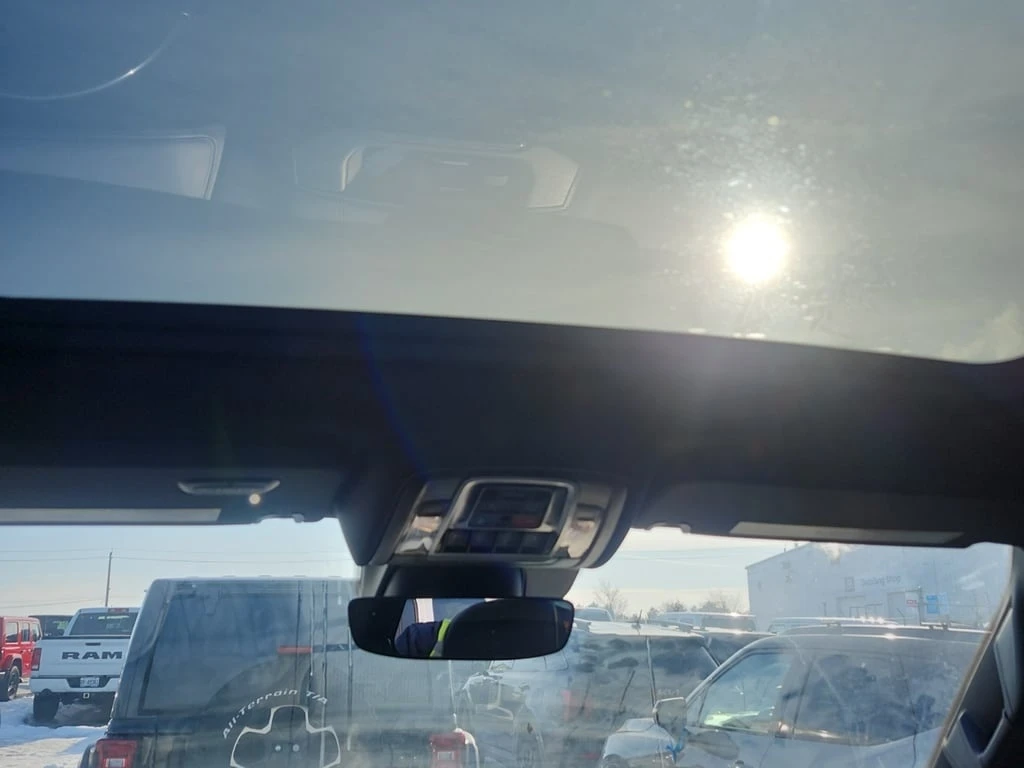 Dodge RAM 1500 * LIMITED CREW CAB SHORT BED * CARFAX * ��� ������ | Mobile.bg � ����������� 12