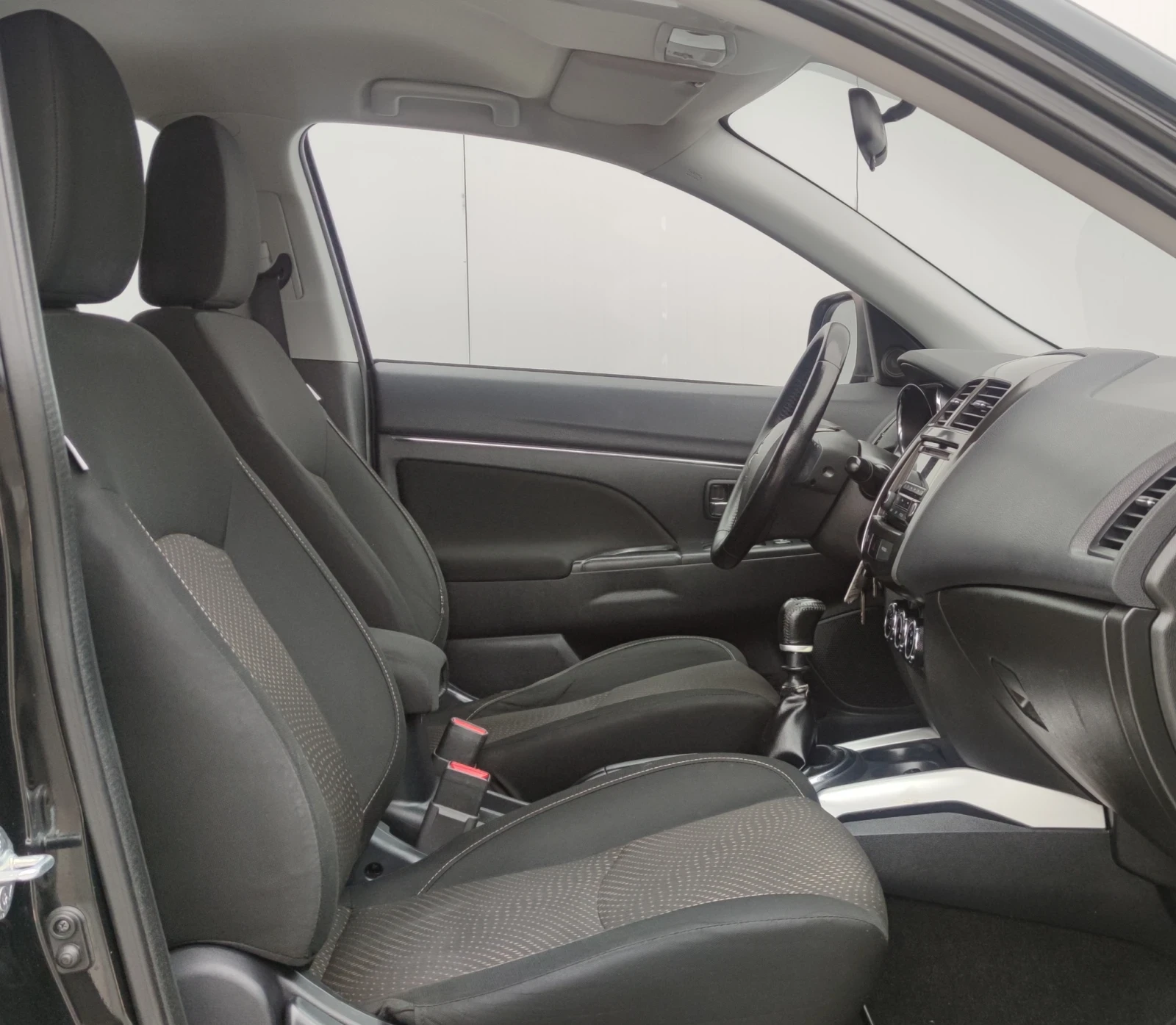 Mitsubishi ASX 1.8di-d* 4x4* Facelift*  - изображение 10