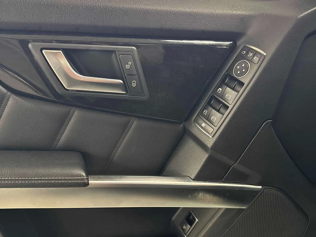 Mercedes-Benz GLK * 350 * CARFAX * ЦЕНА ДО БГ - изображение 10