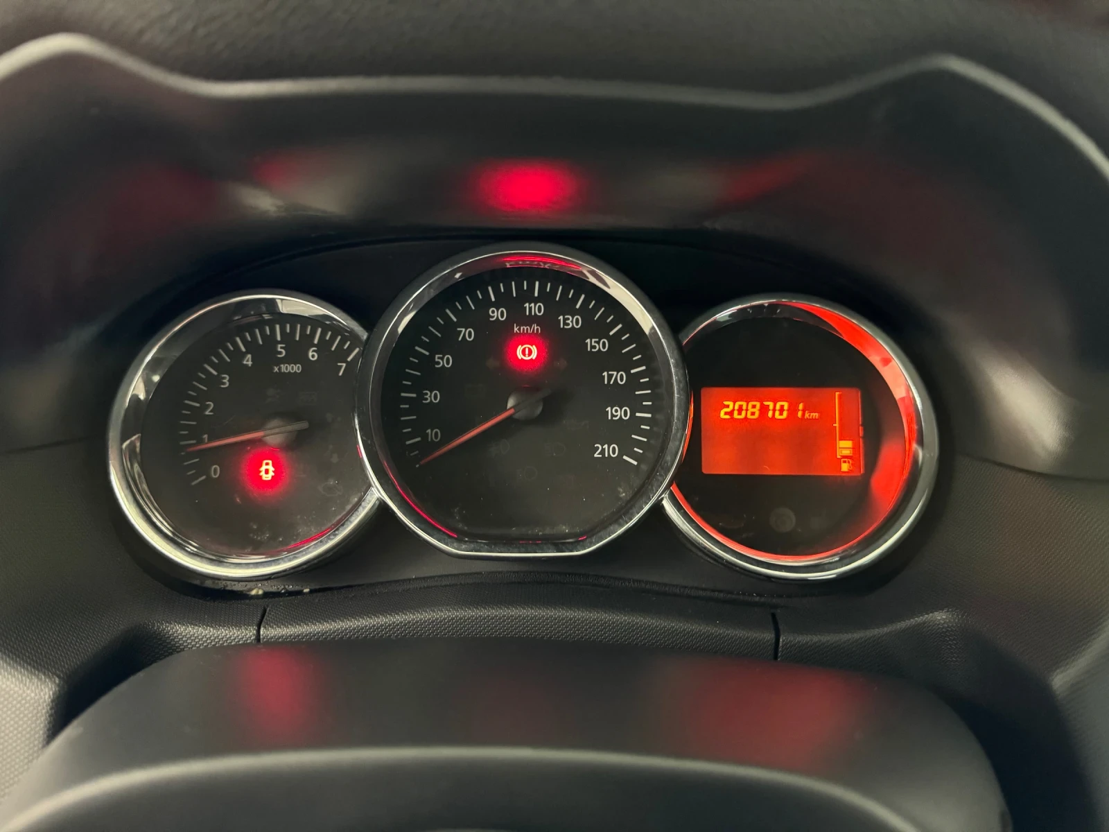 Dacia Duster 1.5 DCI 110 h.p. | Mobile.bg � ����������� 11