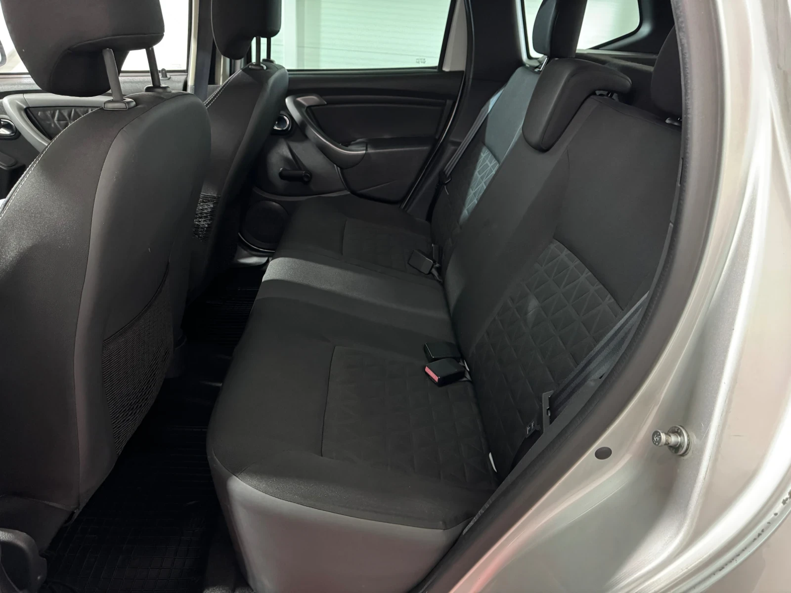 Dacia Duster 1.5 DCI 110 h.p. | Mobile.bg � ����������� 13