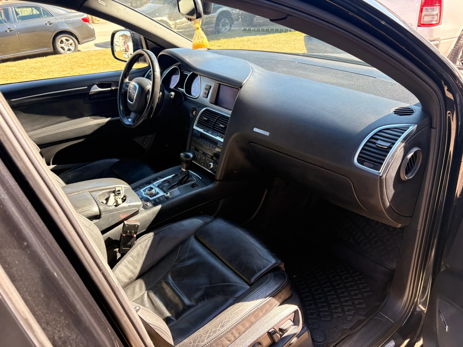 Audi Q7 3.0TDI, снимка 9 - Автомобили и джипове - 54370251