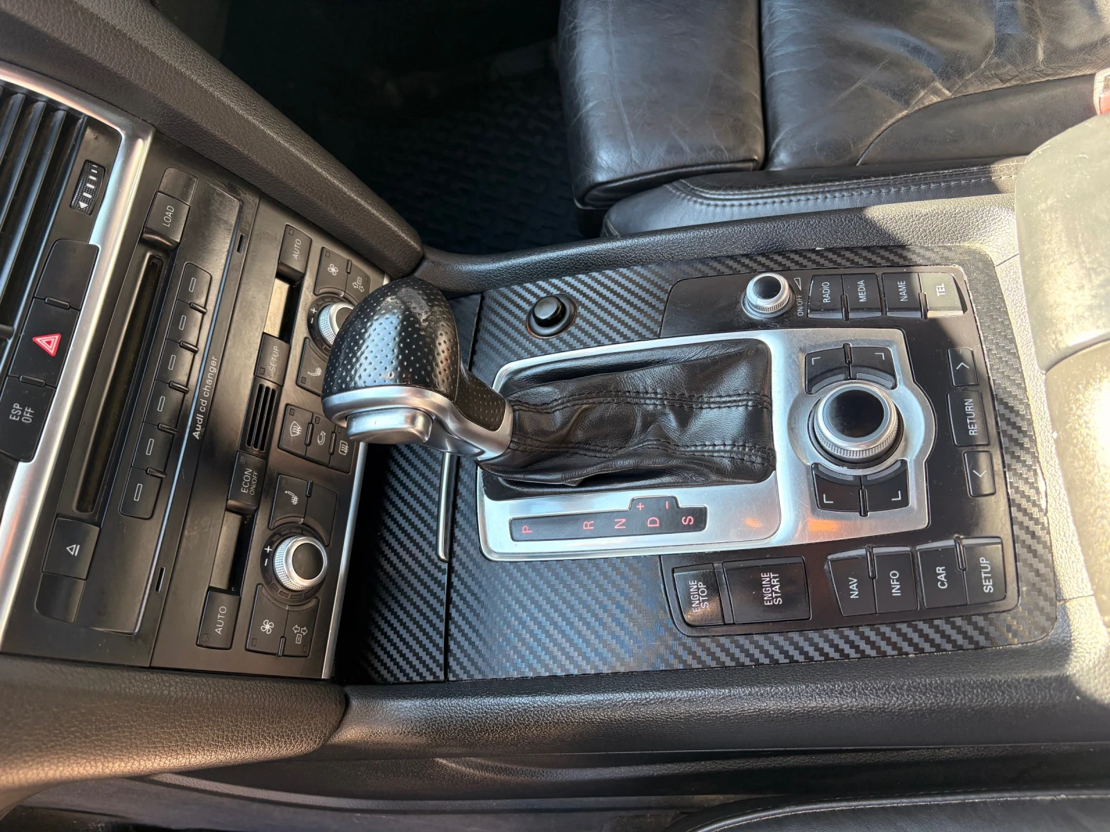 Audi Q7 3.0TDI, снимка 7 - Автомобили и джипове - 54370251