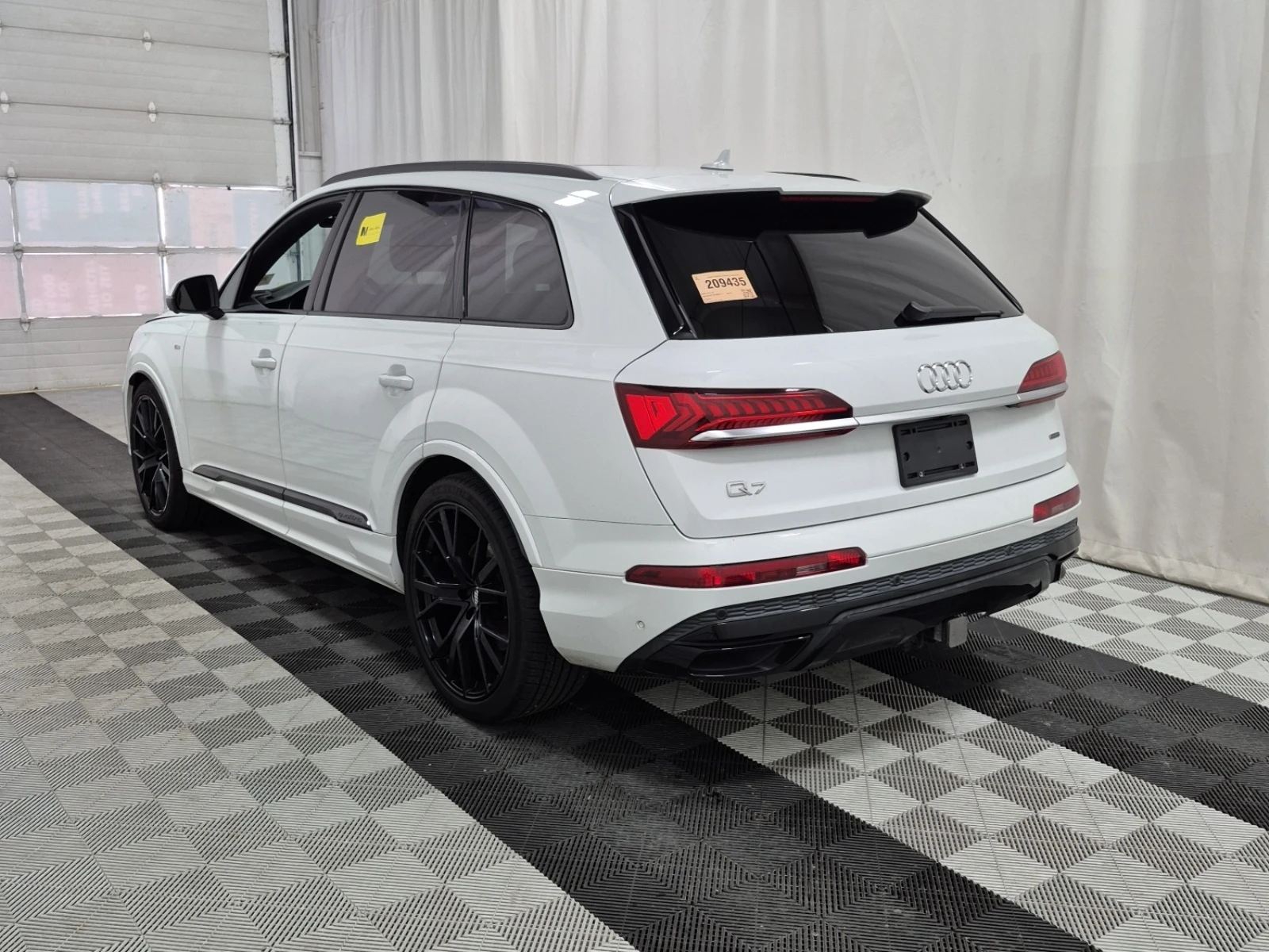 Audi Q7 TECHNIK 3.0T * * CARFAX * * АВТО КРЕДИТ * * , снимка 3 - Автомобили и джипове - 54443958