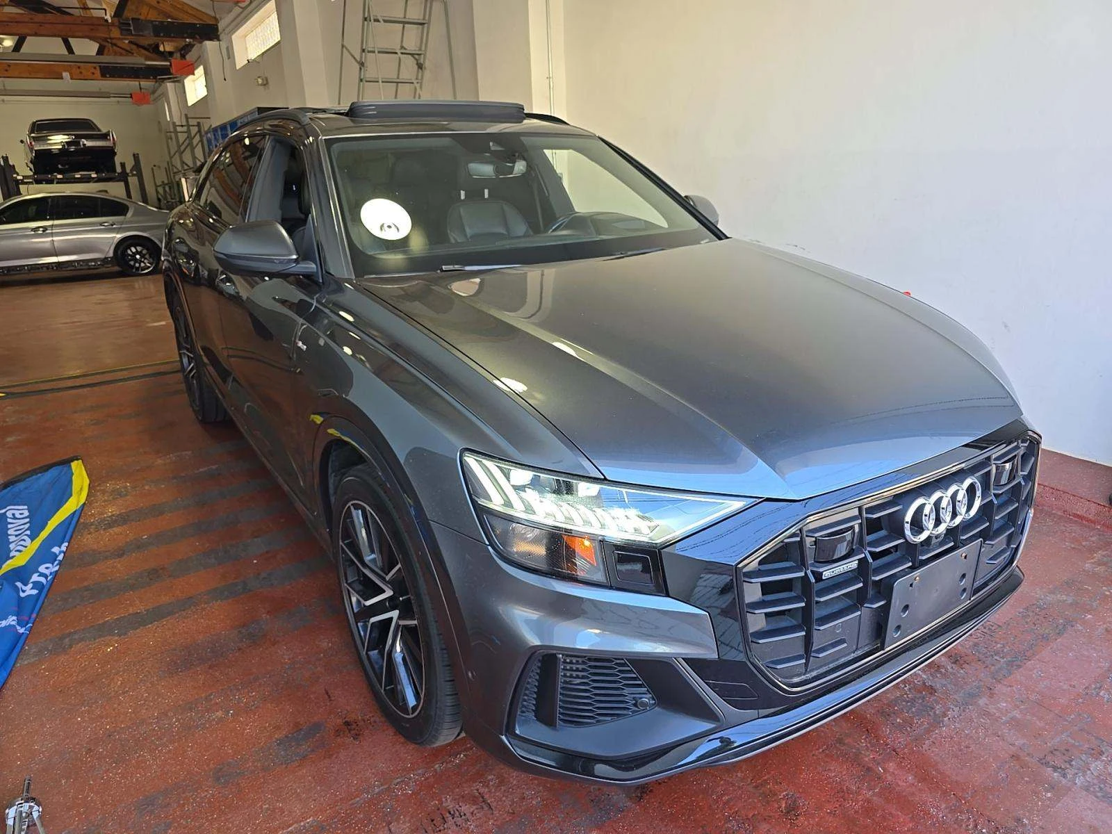Audi Q8 matrix* Bang&Olufsen* Virtual Cockpit Plus* Head-U, снимка 2 - Автомобили и джипове - 54650464