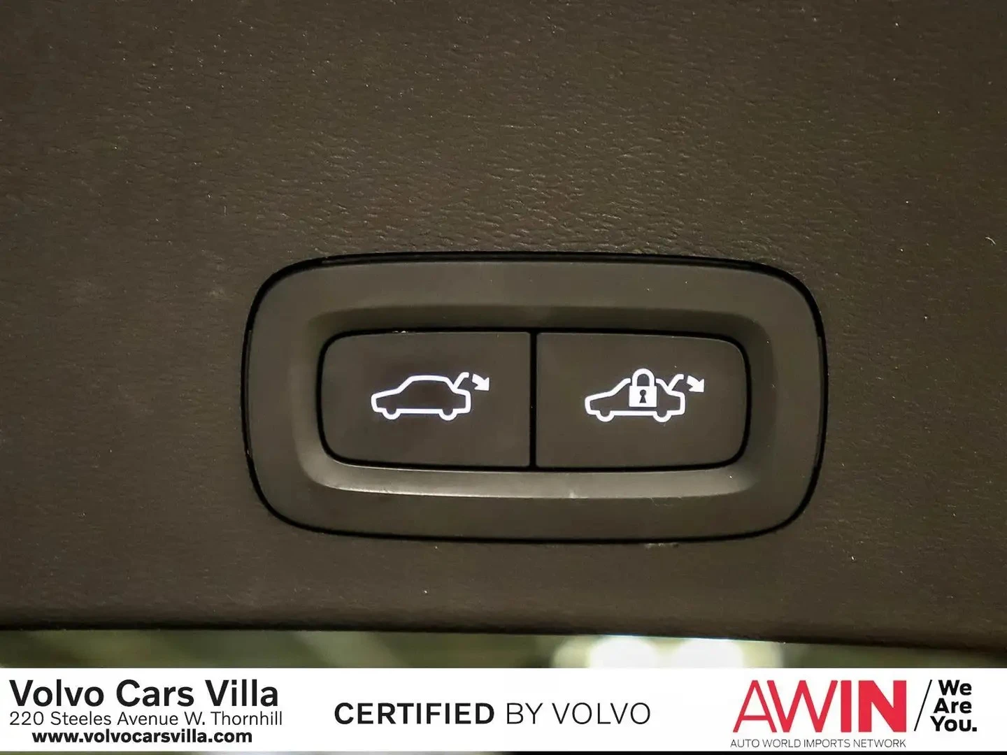 Volvo XC40 Recharge Pure Electric * AвтоКредит * (ЦЕНА ДО БГ), снимка 6 - Автомобили и джипове - 54973574