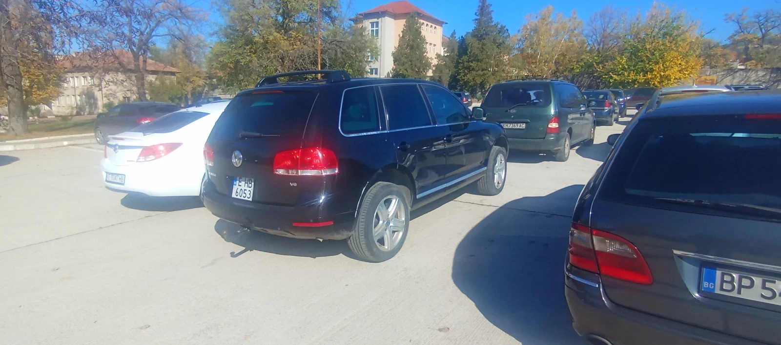 VW Touareg 3.2 бензин, снимка 4 - Автомобили и джипове - 55611694