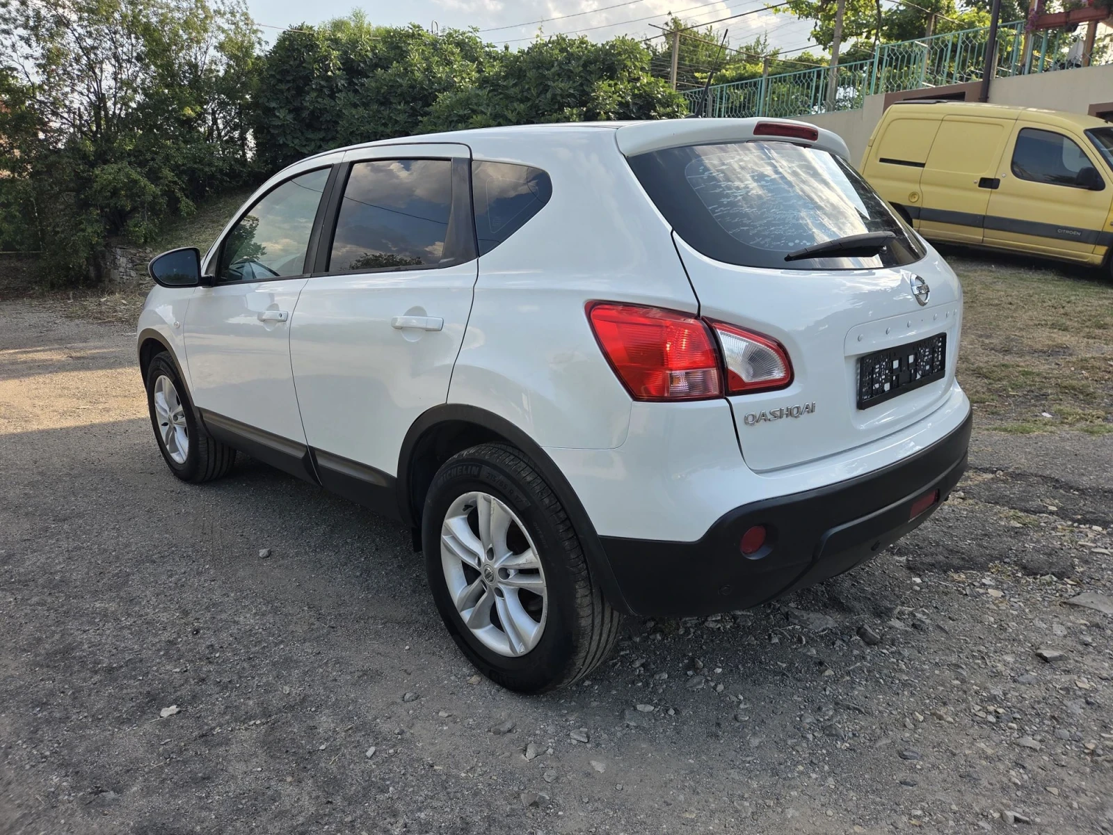 Nissan Qashqai 1.6 i 117ps, снимка 7 - Автомобили и джипове - 55691440