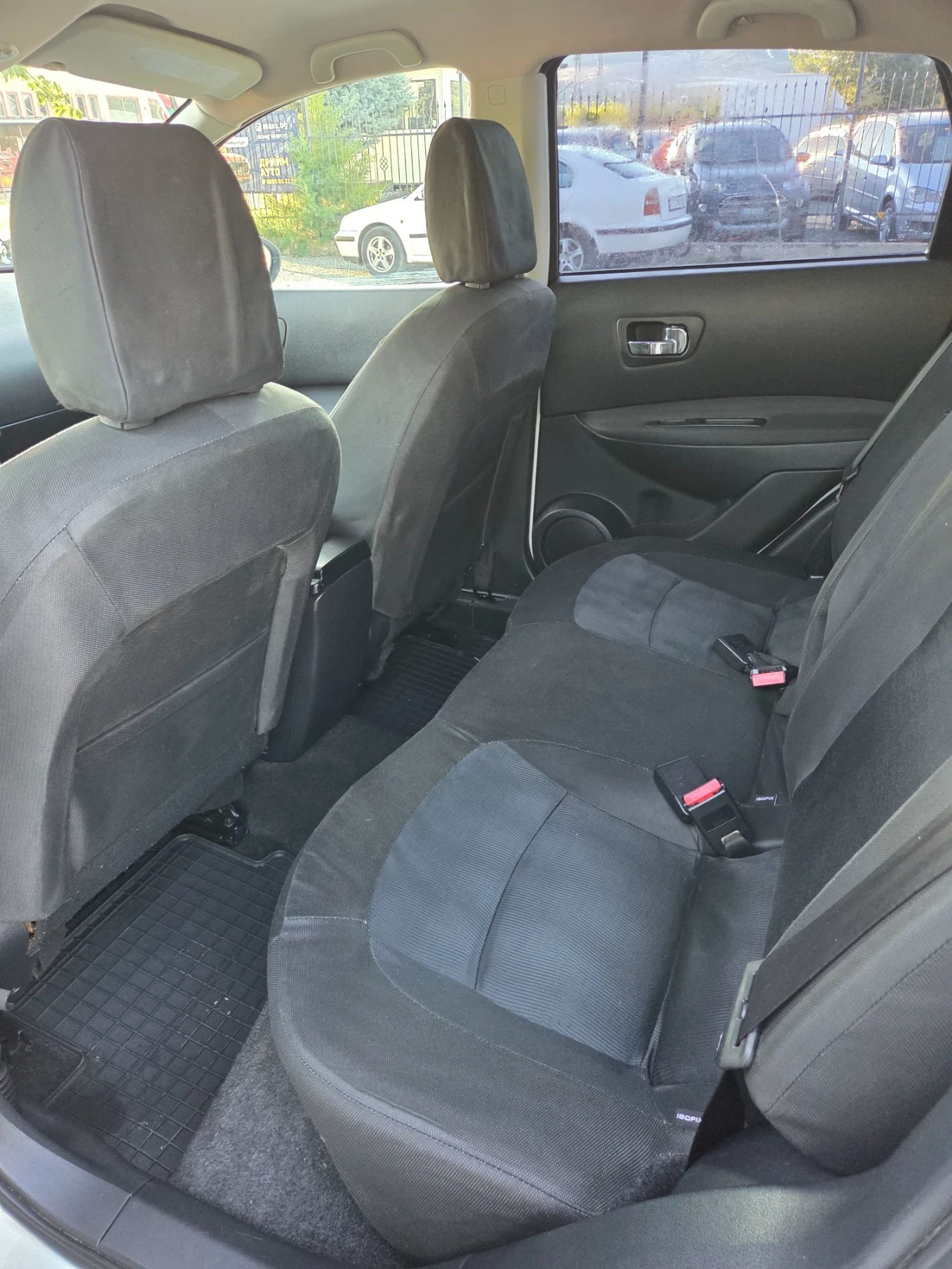 Nissan Qashqai 1.6 i 117ps, снимка 13 - Автомобили и джипове - 55691440