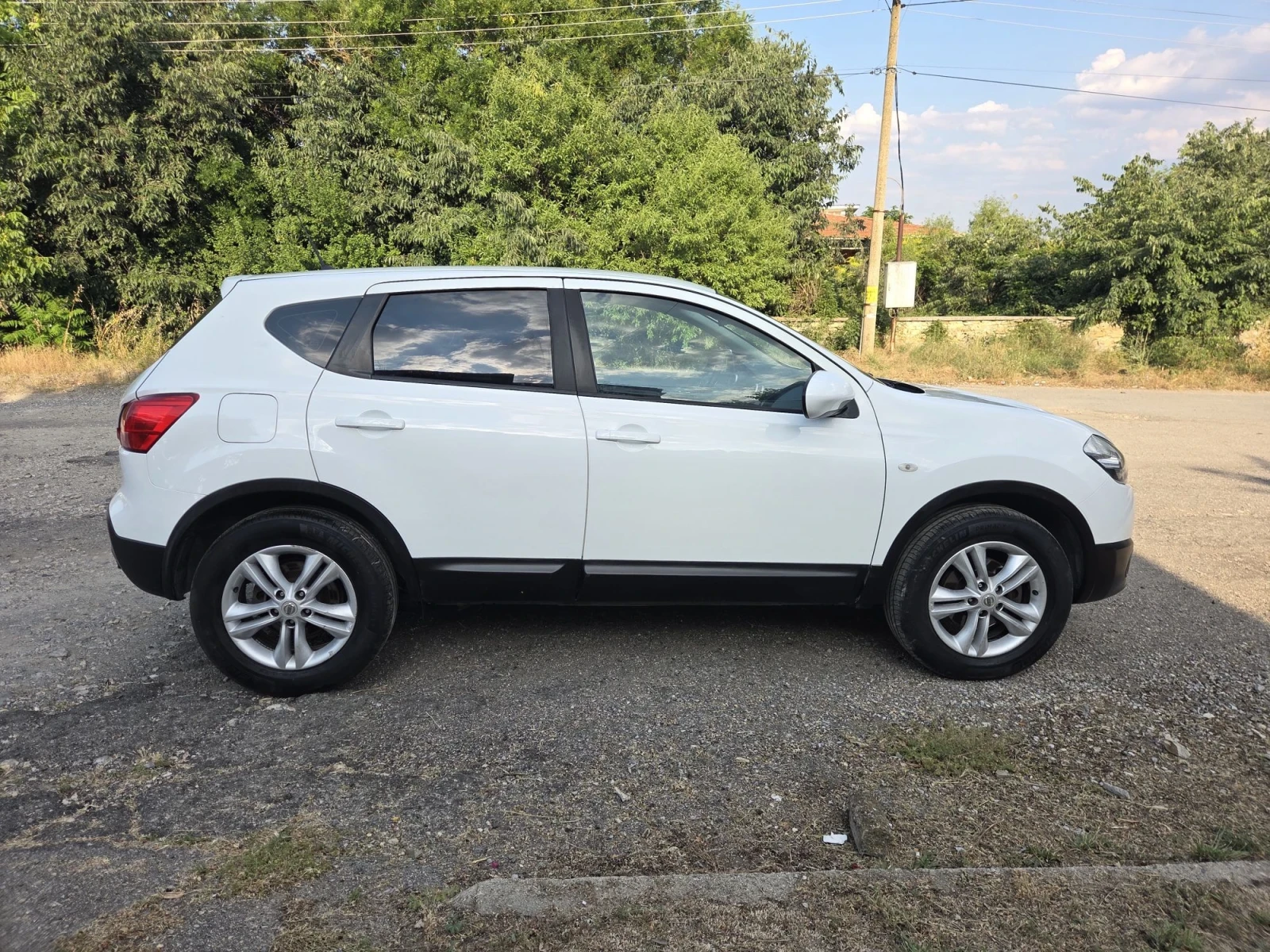 Nissan Qashqai 1.6 i 117ps, снимка 5 - Автомобили и джипове - 55691440
