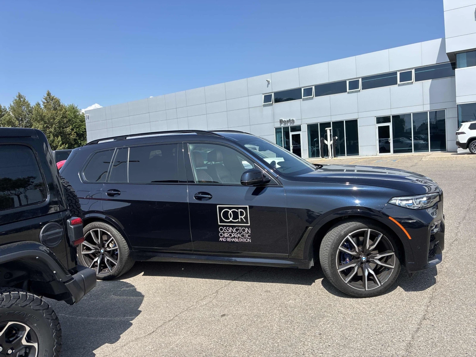 BMW X7 M-pack* Laser* Pano* 360* Dis* H&K* Обдух, снимка 4 - Автомобили и джипове - 55801585