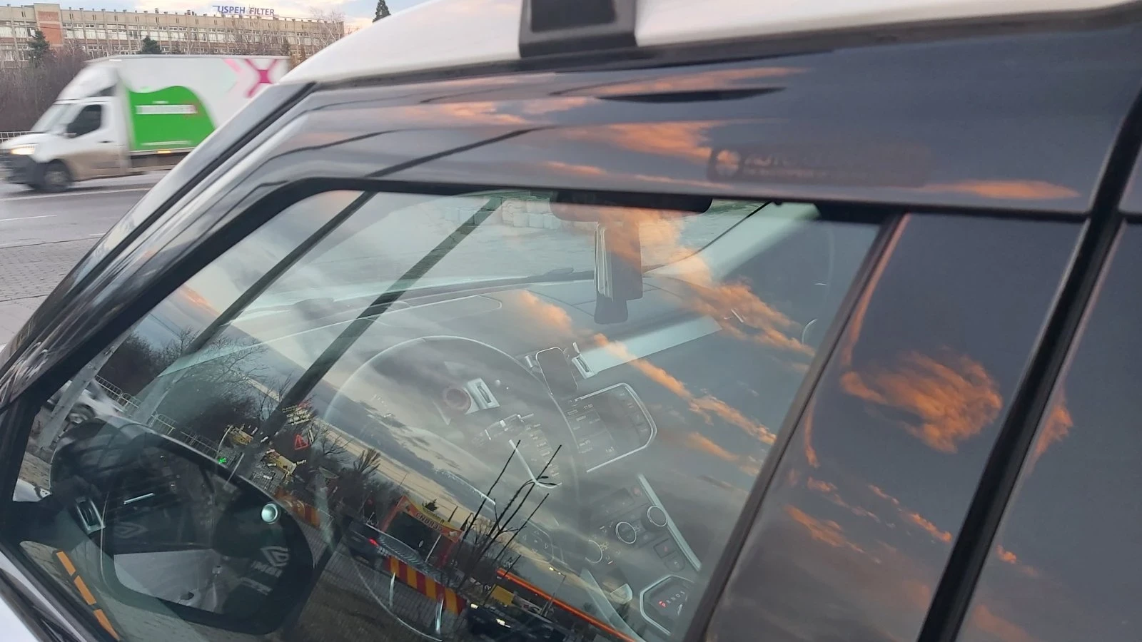Land Rover Range Rover Evoque DYNAMIC, снимка 16 - Автомобили и джипове - 56528097