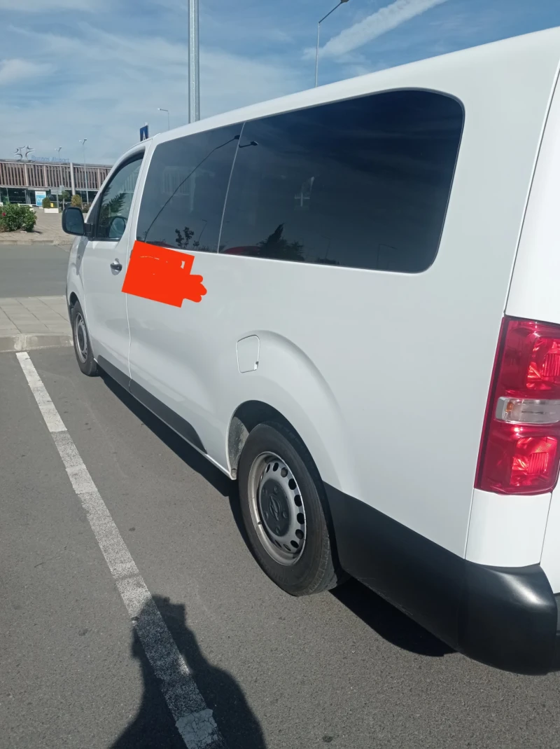 Opel Vivaro, снимка 4 - Бусове и автобуси - 47603583