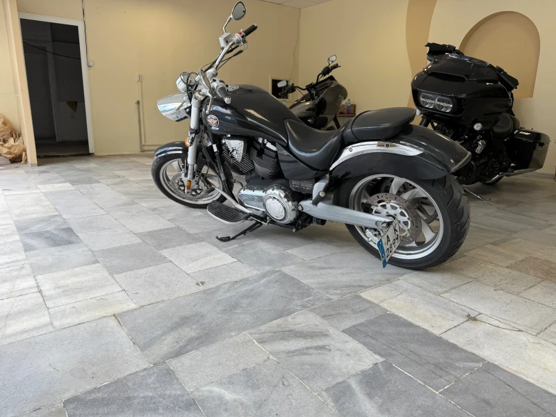 Victory High-Ball Kingpin, снимка 2 - Мотоциклети и мототехника - 52610688