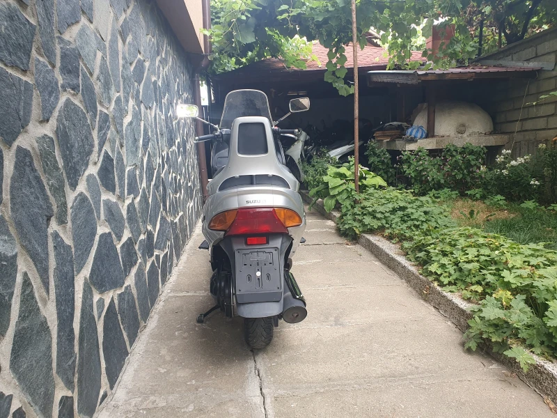 Suzuki Burgman 250, снимка 14 - Мотоциклети и мототехника - 52933599