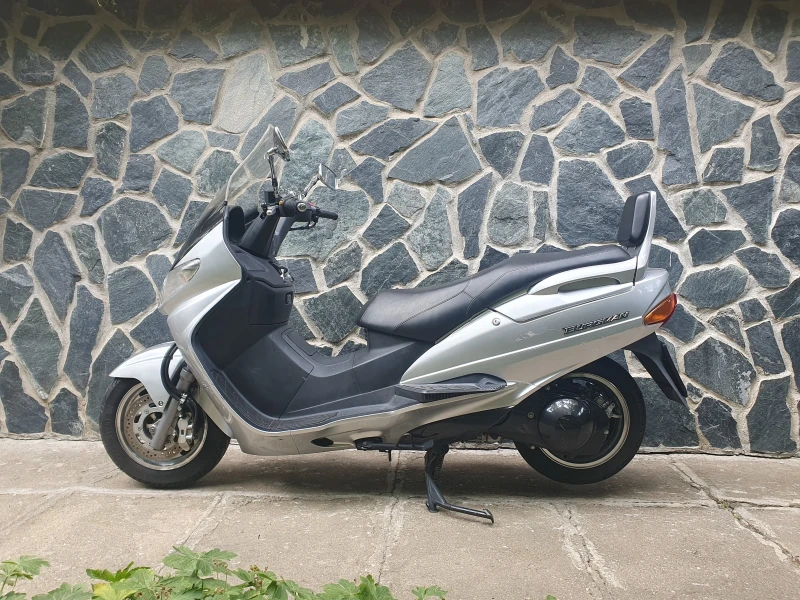 Suzuki Burgman 250
