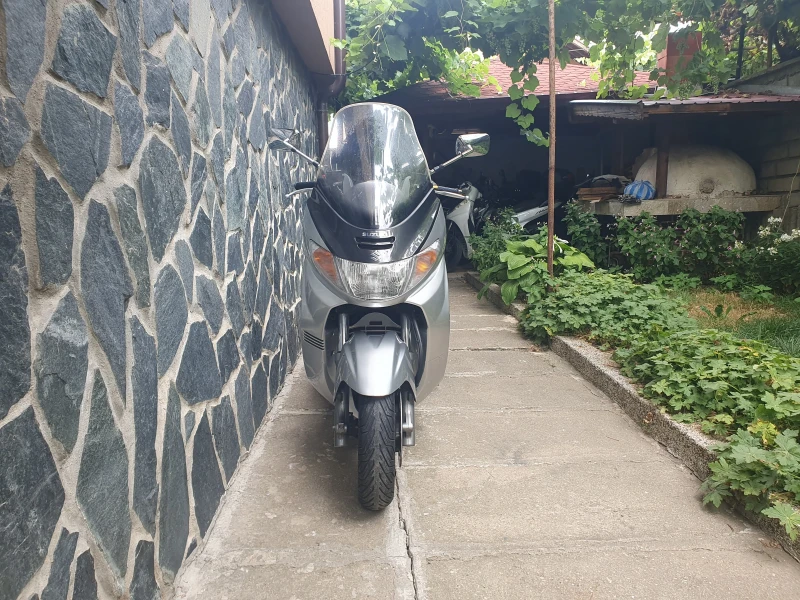 Suzuki Burgman 250, снимка 3 - Мотоциклети и мототехника - 52933599