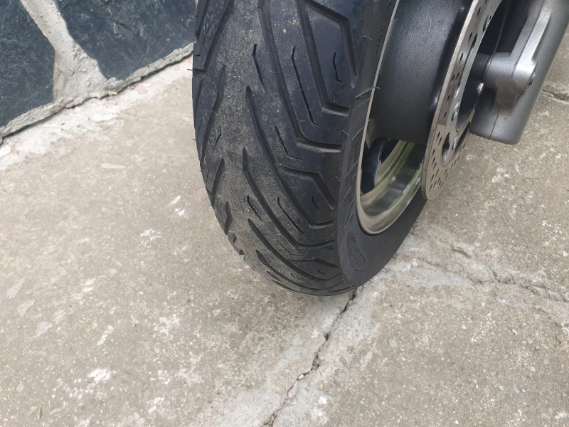 Suzuki Burgman 250, снимка 7 - Мотоциклети и мототехника - 52933599