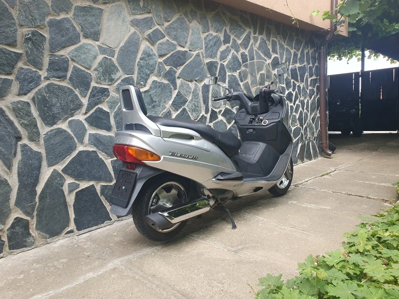 Suzuki Burgman 250, снимка 13 - Мотоциклети и мототехника - 52933599