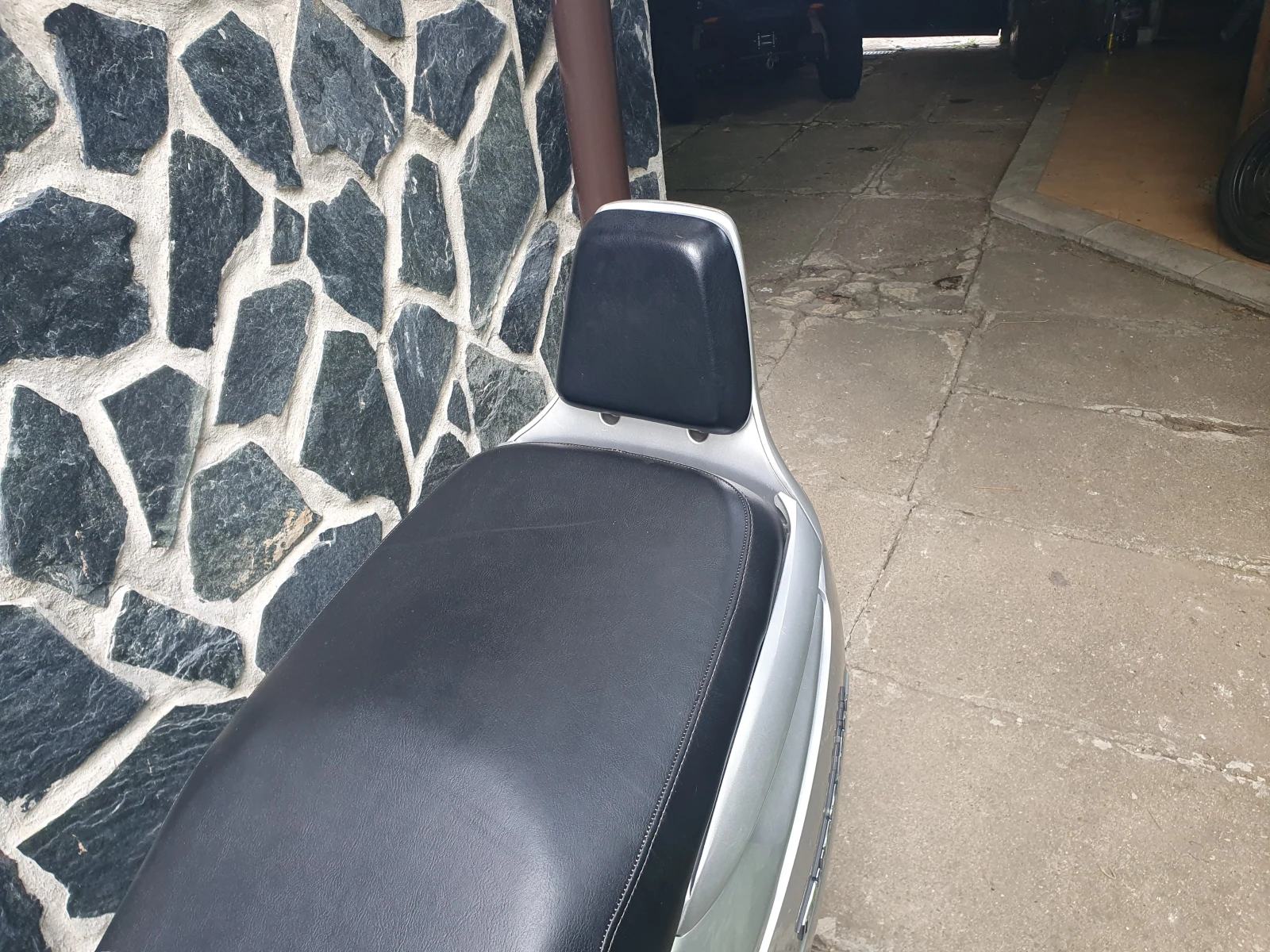 Suzuki Burgman 250 - изображение 8