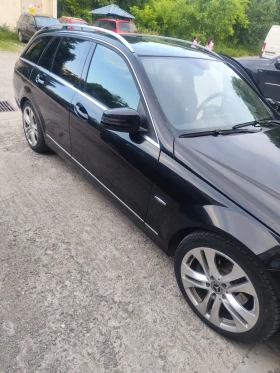 Mercedes-Benz C 220, снимка 10