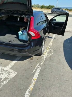 Volvo V60 DrivE, снимка 6