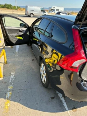 Volvo V60 DrivE, снимка 4