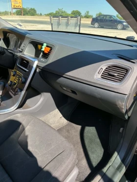 Volvo V60 DrivE | Auto.bg — изображение 12