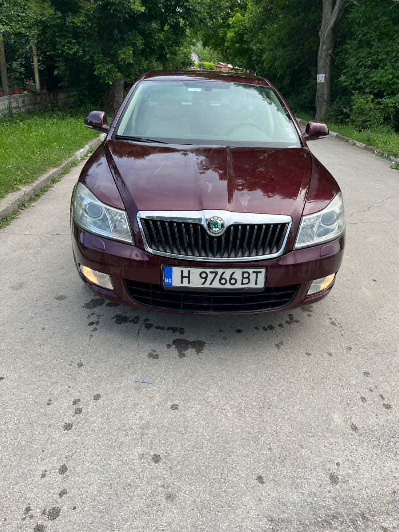 Skoda Octavia, снимка 1 - Автомобили и джипове - 46040522