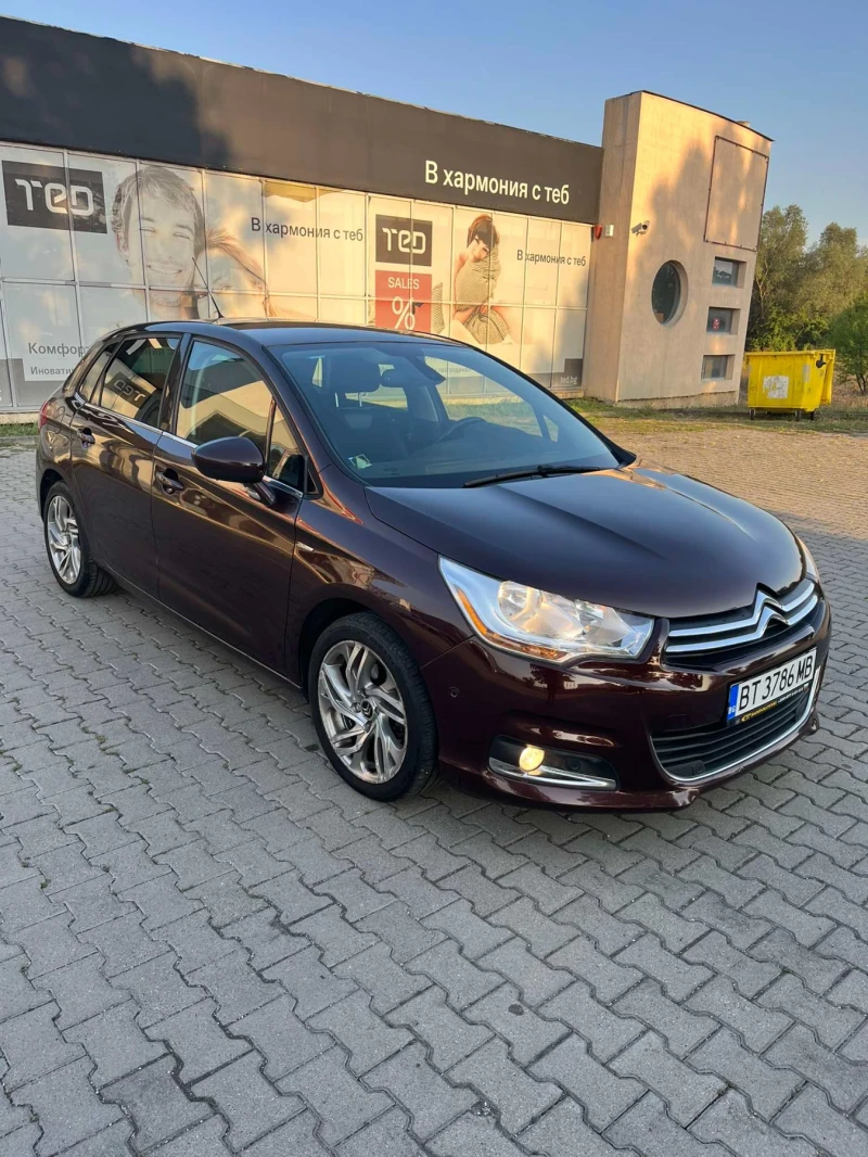 Citroen C4 1.6 hdi EXCLUSIVE , снимка 3 - Автомобили и джипове - 47307956