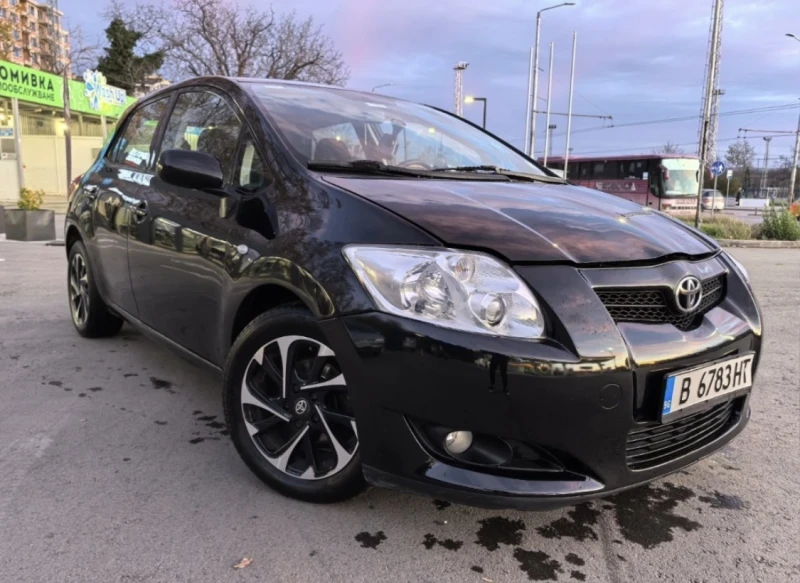 Toyota Auris 1.4 D-4D, снимка 3 - Автомобили и джипове - 48211219