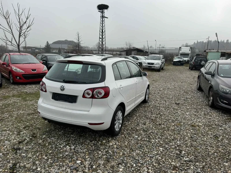 VW Golf Plus 1.2 105k.c, снимка 6 - Автомобили и джипове - 48294304