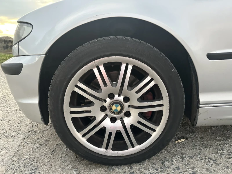 BMW 330 xi , снимка 4 - Автомобили и джипове - 49536641