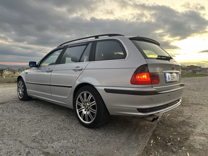 BMW 330 xi , снимка 2 - Автомобили и джипове - 49536641