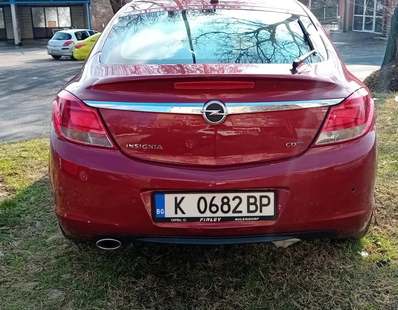 Opel Insignia, снимка 4 - Автомобили и джипове - 48540386