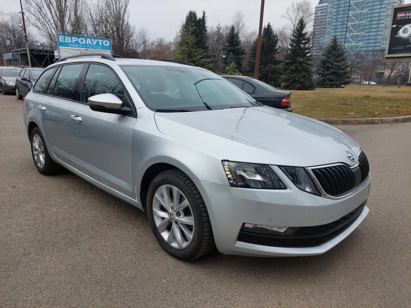 Skoda Octavia 1, 6D UNIKAT!!!, снимка 1 - Автомобили и джипове - 49058292