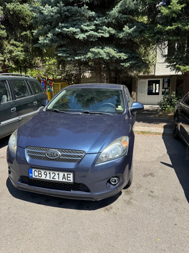 Kia Ceed Топ състояние!, снимка 5 - Автомобили и джипове - 49380431