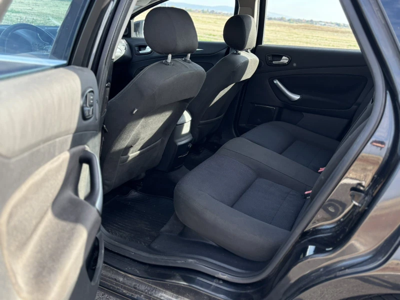 Ford Mondeo 2.0 TDCi, снимка 12 - Автомобили и джипове - 52283903