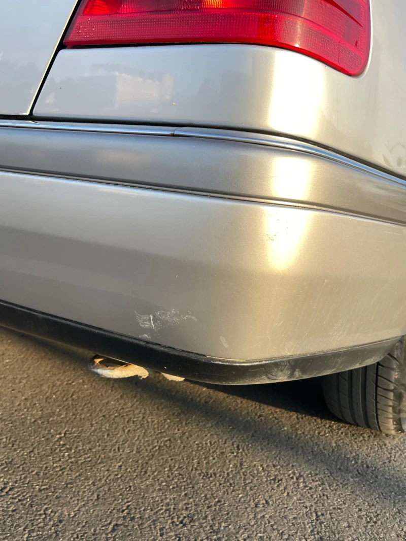 Mercedes-Benz C 220, снимка 8 - Автомобили и джипове - 52319041