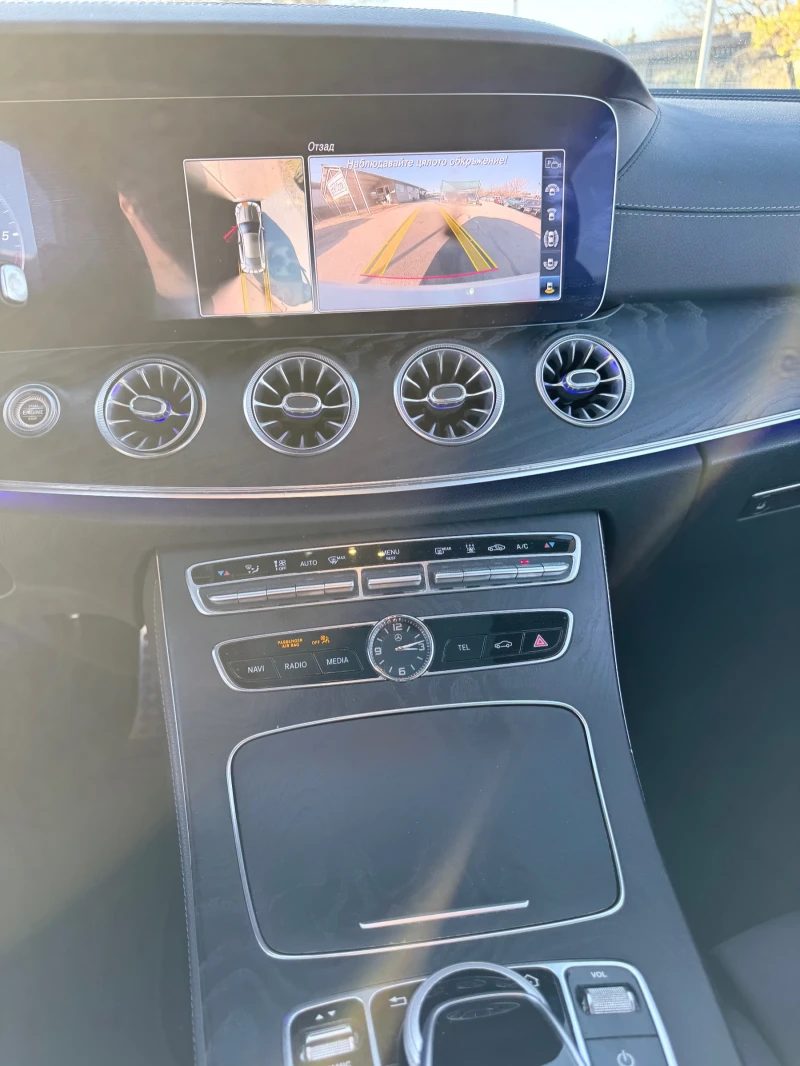 Mercedes-Benz E 220 COUPE AMG 4Matic BURMESTER CAMERA360, снимка 14 - Автомобили и джипове - 52472226