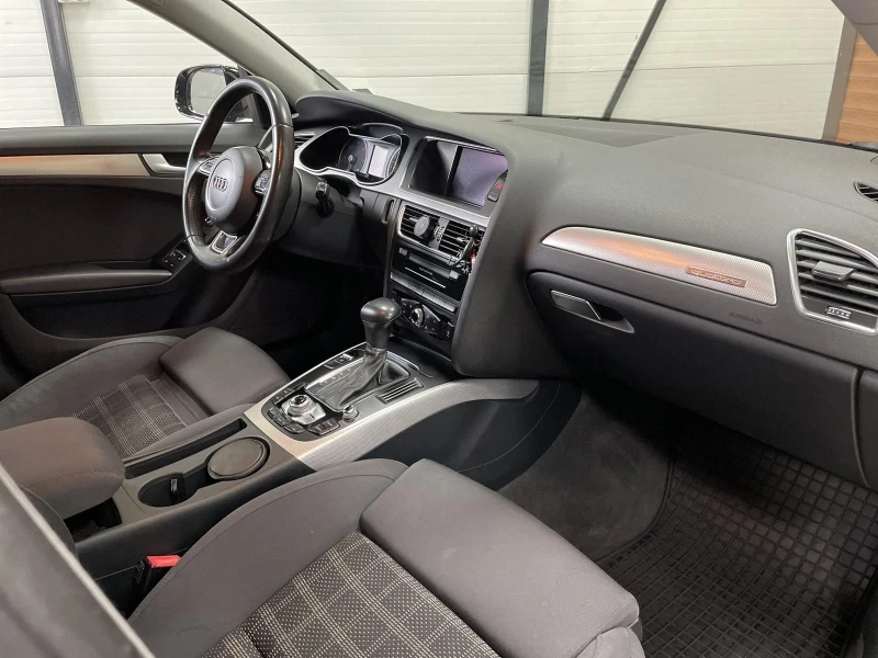 Audi A4, снимка 4 - Автомобили и джипове - 52775612