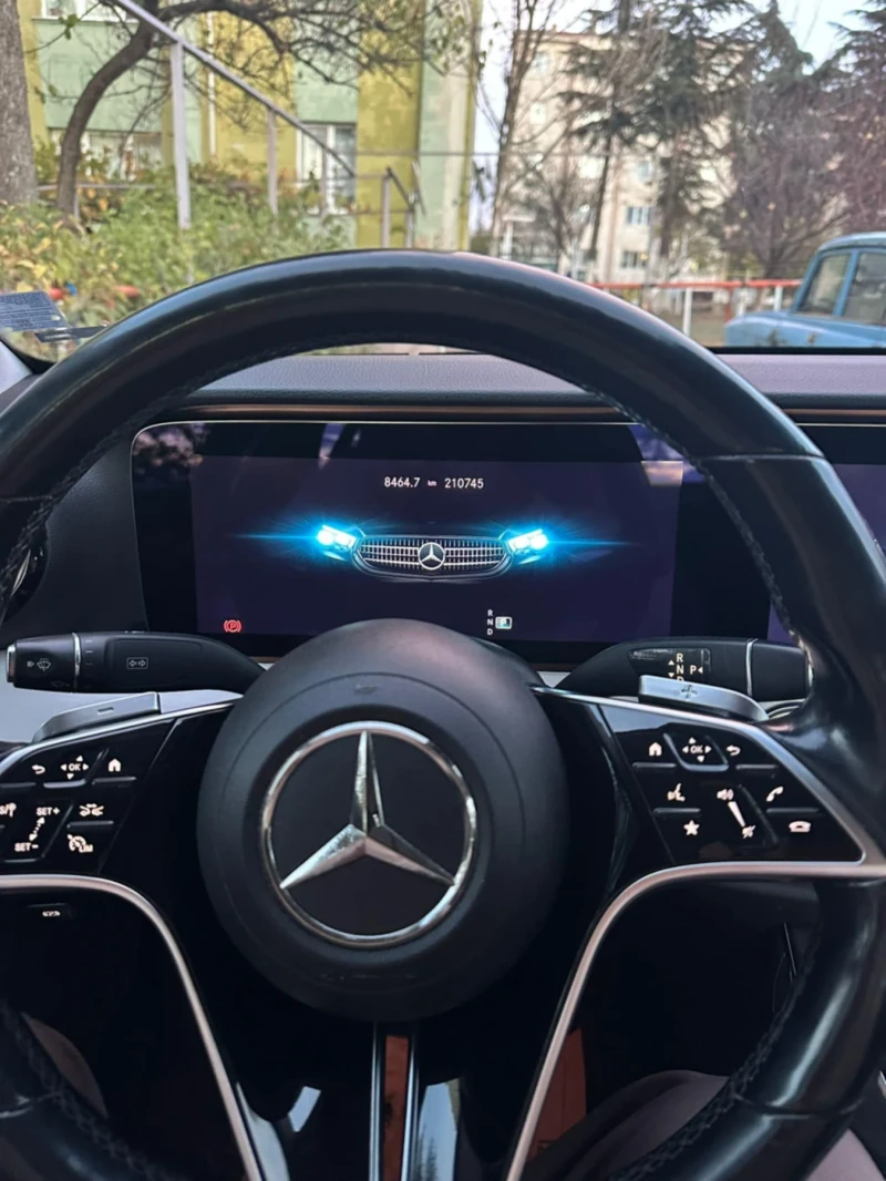 Mercedes-Benz E 220, снимка 10 - Автомобили и джипове - 52776943